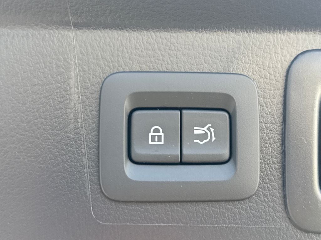 2026 Mazda Mazda CX-50 HEV Preferred AWD