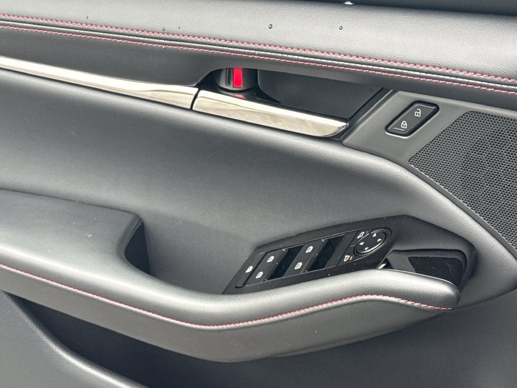 2026 Mazda Mazda3 Sedan 2.5 S Carbon Edition