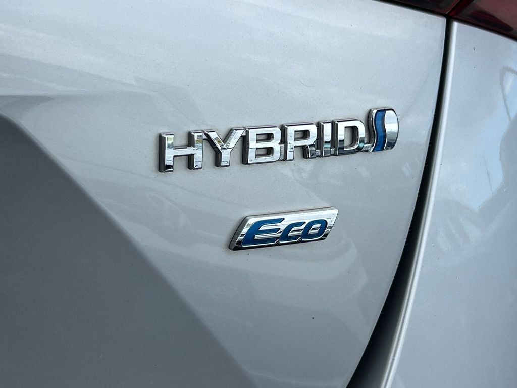 2022 Toyota Prius L Eco